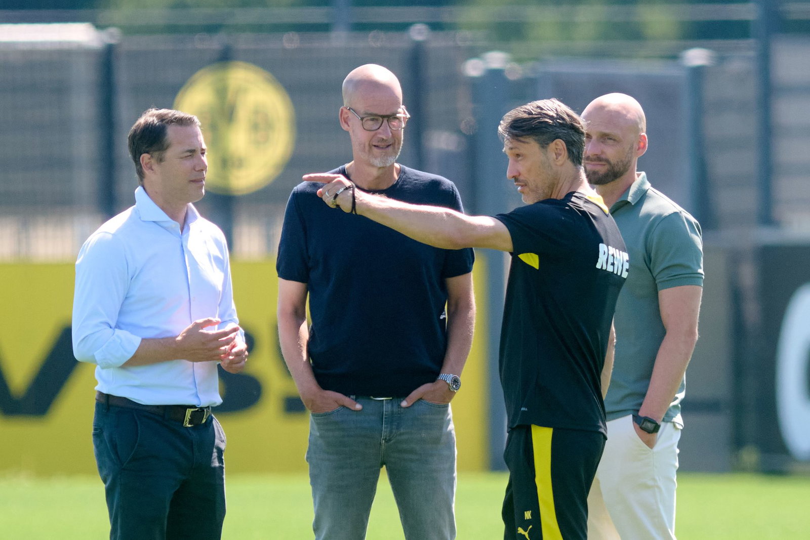 Die BVB-Führung um Sportchef Lars Ricken, Clubchef Carsten Cramer und Sportdirektor Ole Book vertraut Niko Kovac. (Archivbild)