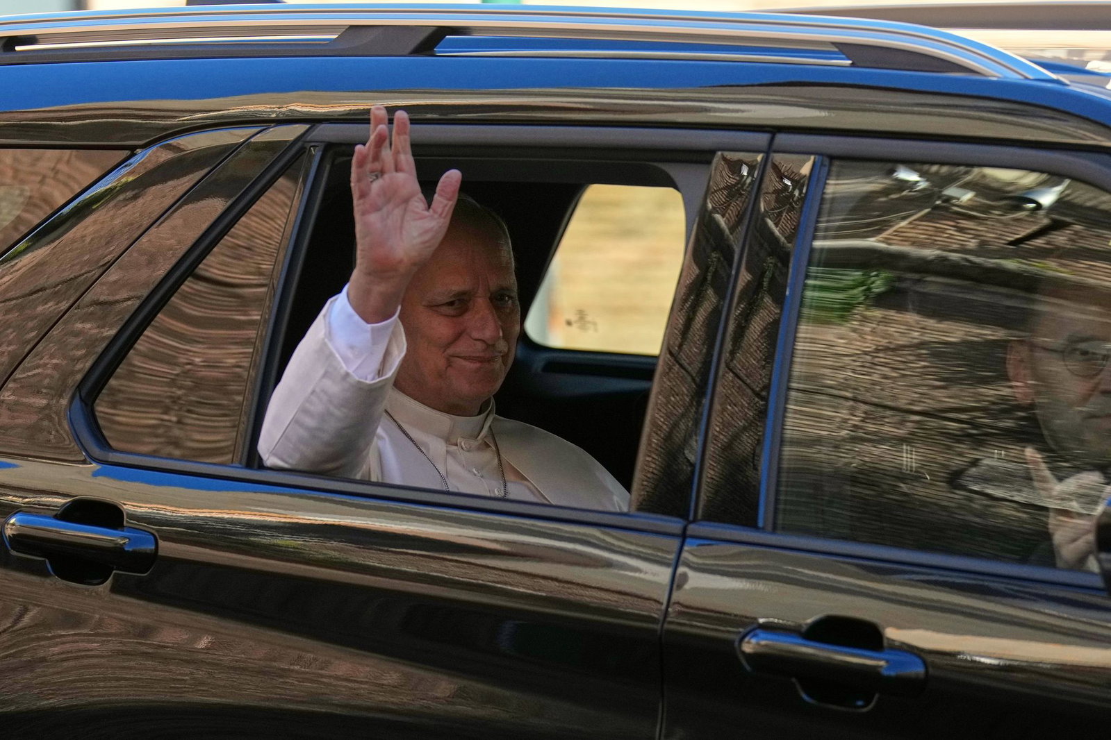Nach der Operation soll sich der Papst nun zunächst ausruhen. 