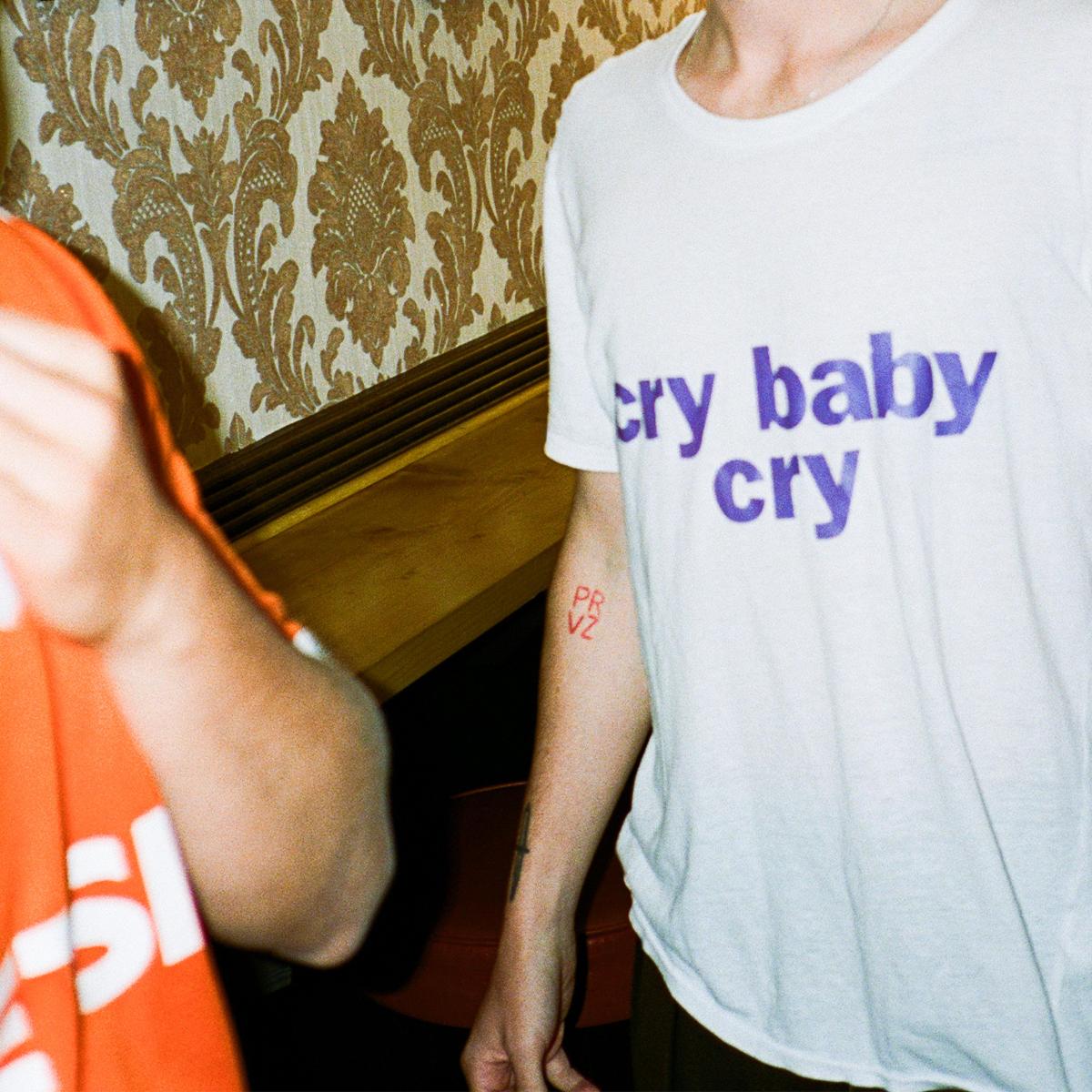 Provinz - Cry Baby Cry