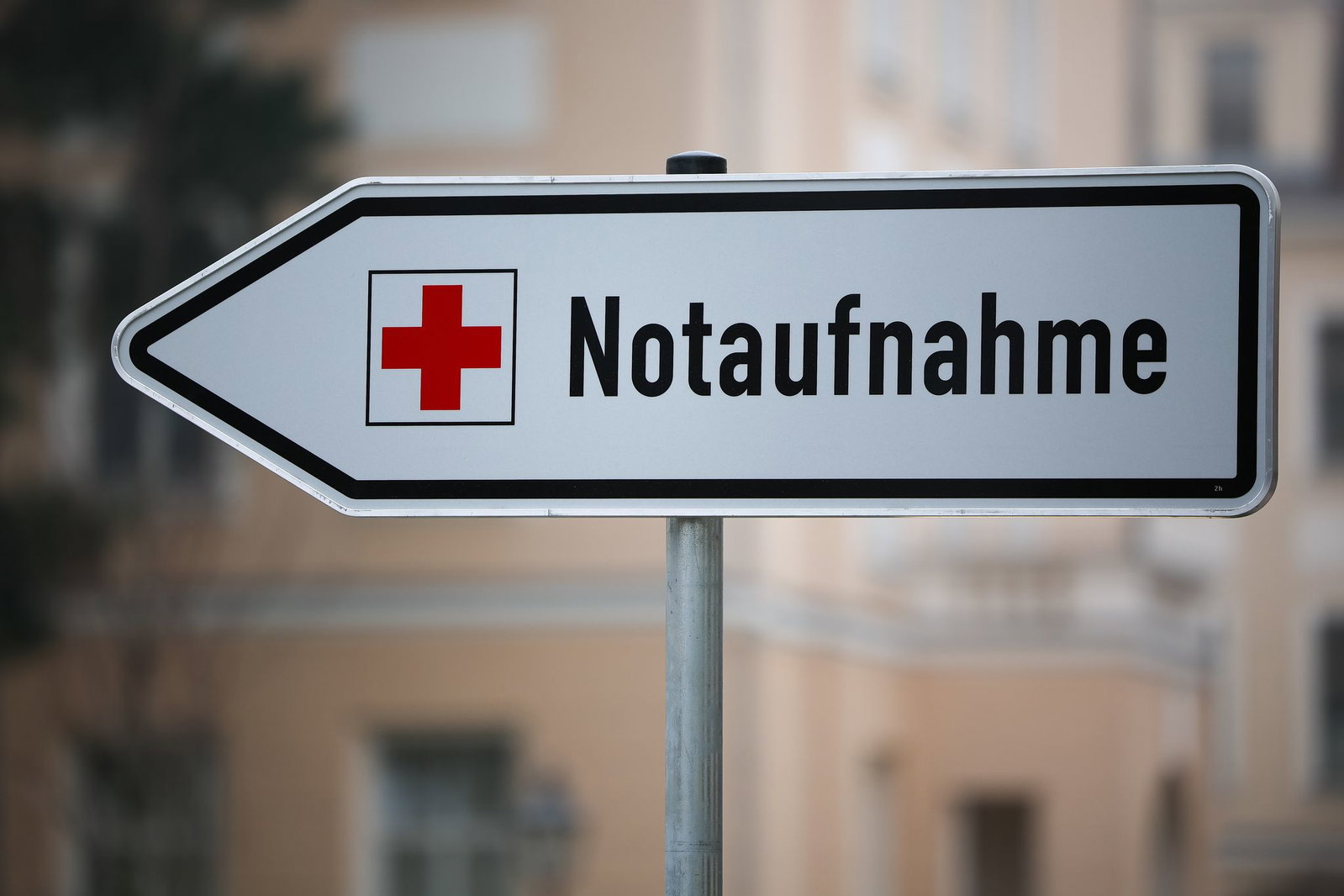 Die Uniklinik Freiburg konnte zeitweise nur noch lebensgefährliche Notfälle versorgen. (Symbolbild)