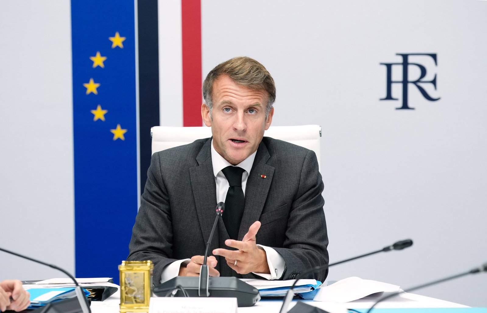 Präsident Emmanuel Macron möchte wieder Ruhe in Frankreich einkehren lassen.