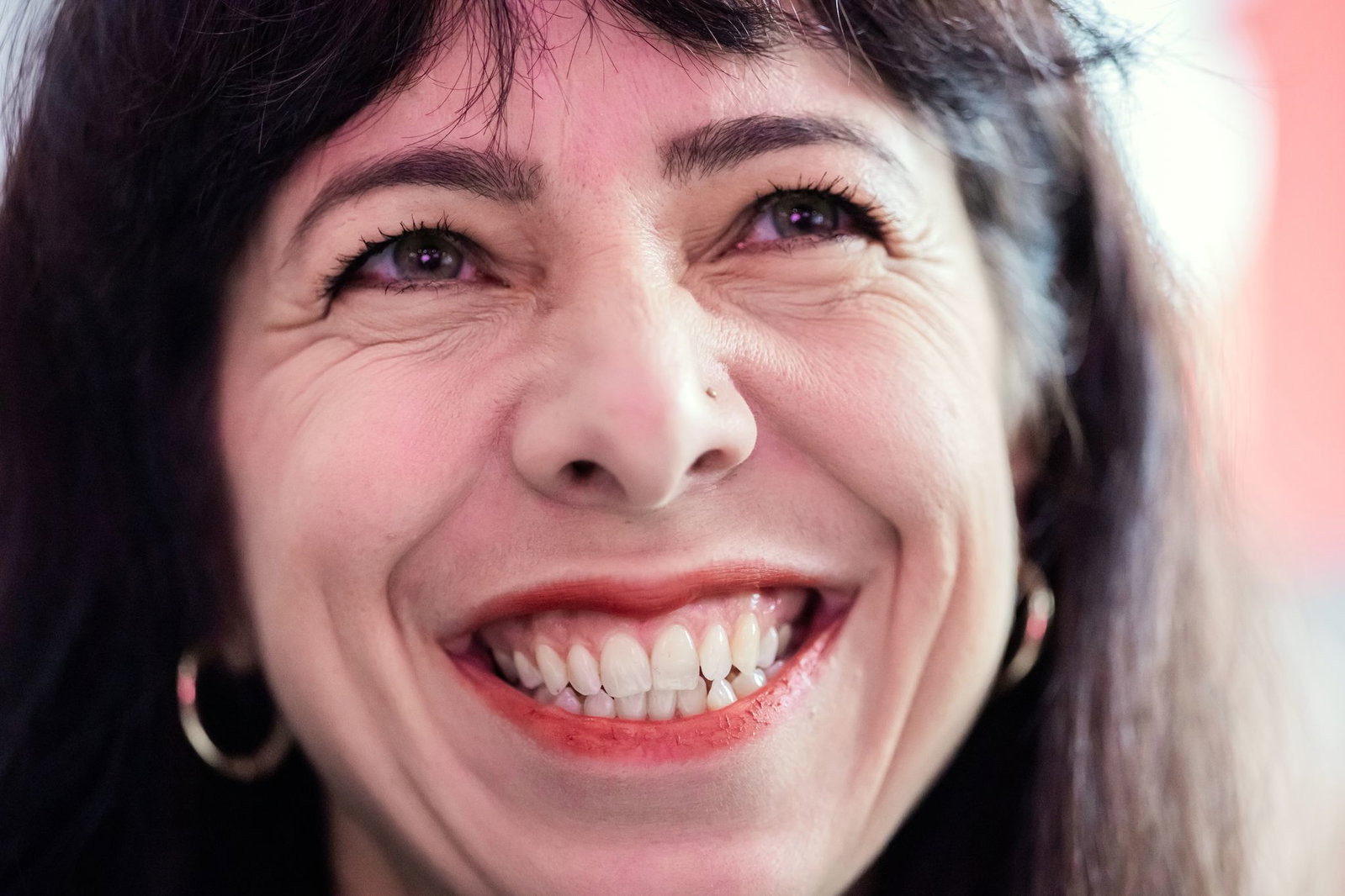 Die Berliner Linke-Fraktionsvorsitzende Elif Eralp will Regierende Bürgermeisterin werden.  