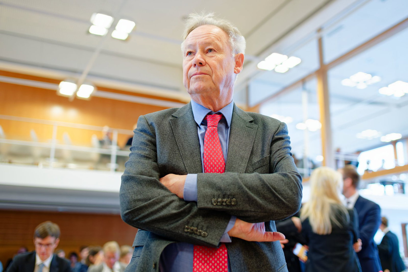 In Karlsruhe klagt ein Mann, der kein Betriebsvermögen erbte.