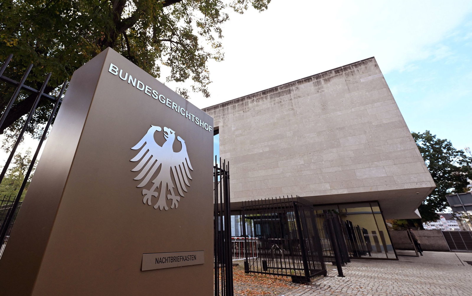 Der BGH prüft einen Beschluss des Oberlandesgerichts Karlsruhe.