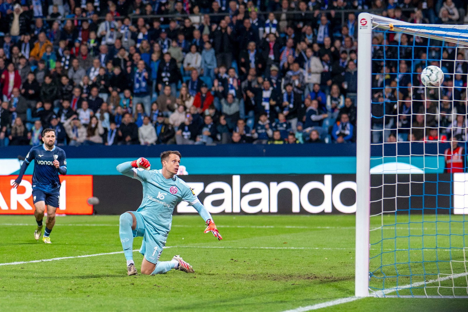 Alexander Schwolow konnte das 0:1 nicht verhindern.