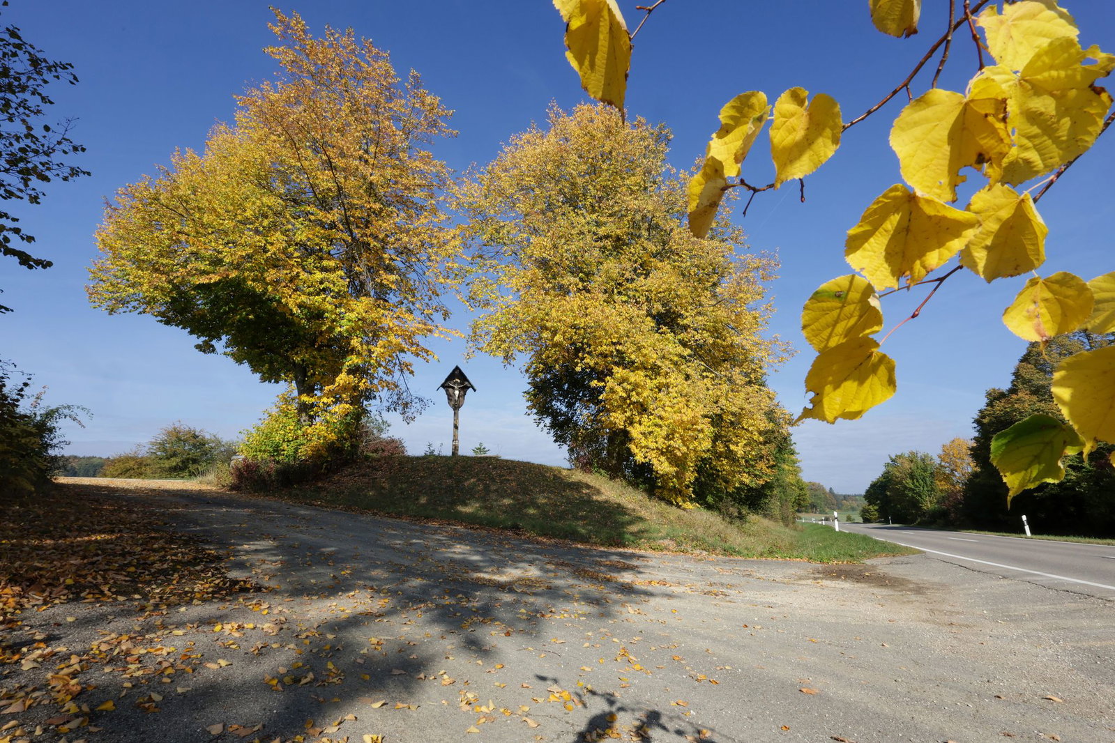 Am Dienstag kommt noch einmal die Sonne raus, bevor es dann ab Mitte der Woche herbstlicher wird.