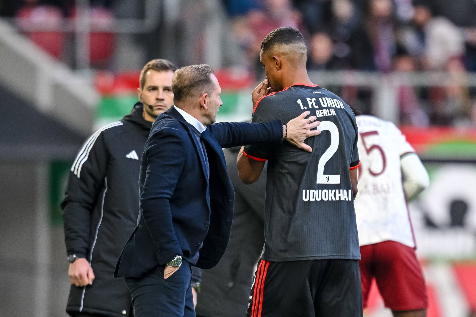 Musste früh mit Rot vom Platz: Felix Uduokhai