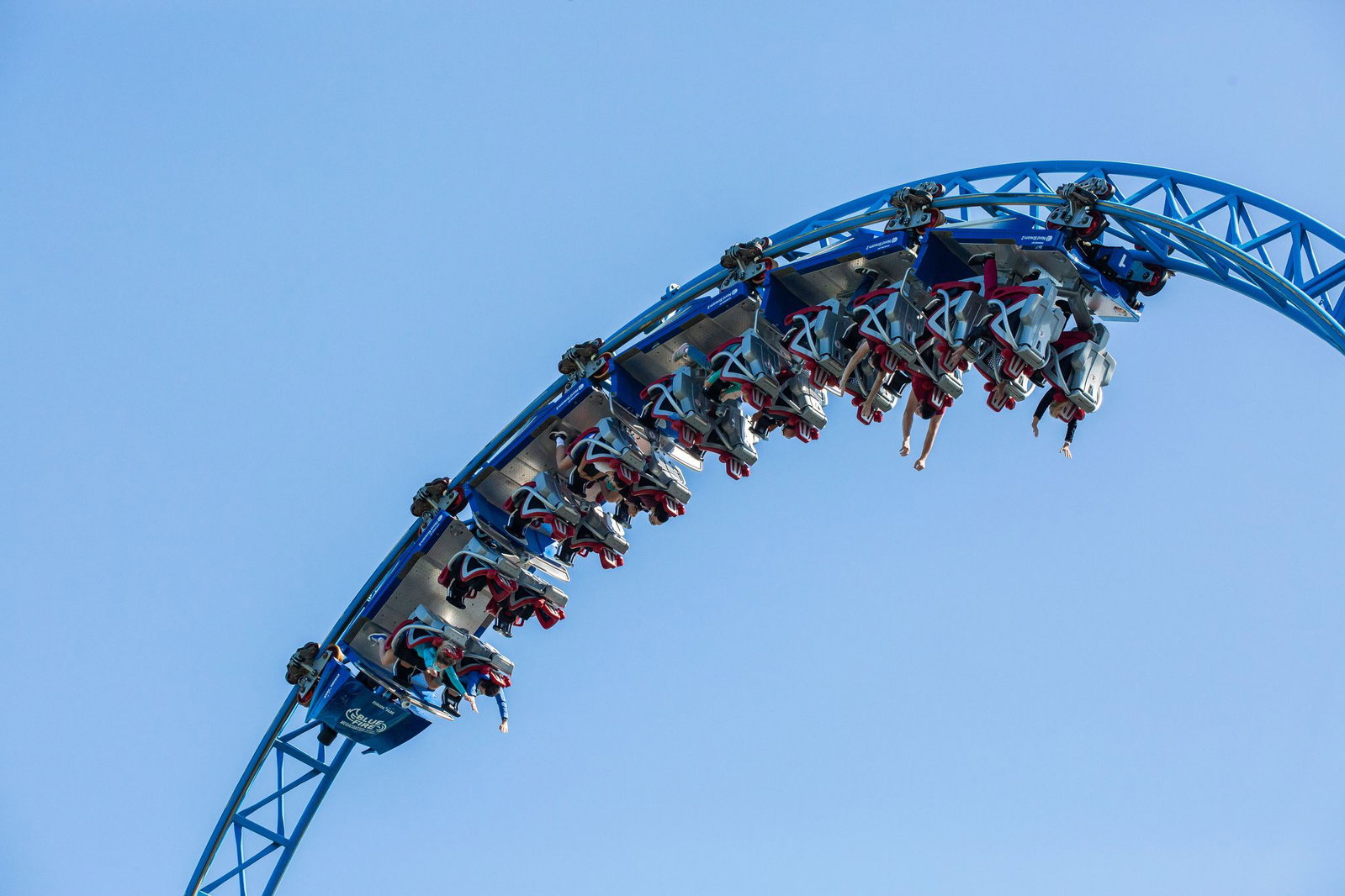 Europa-Park schränkt aufgrund des Wetters Betrieb ein.