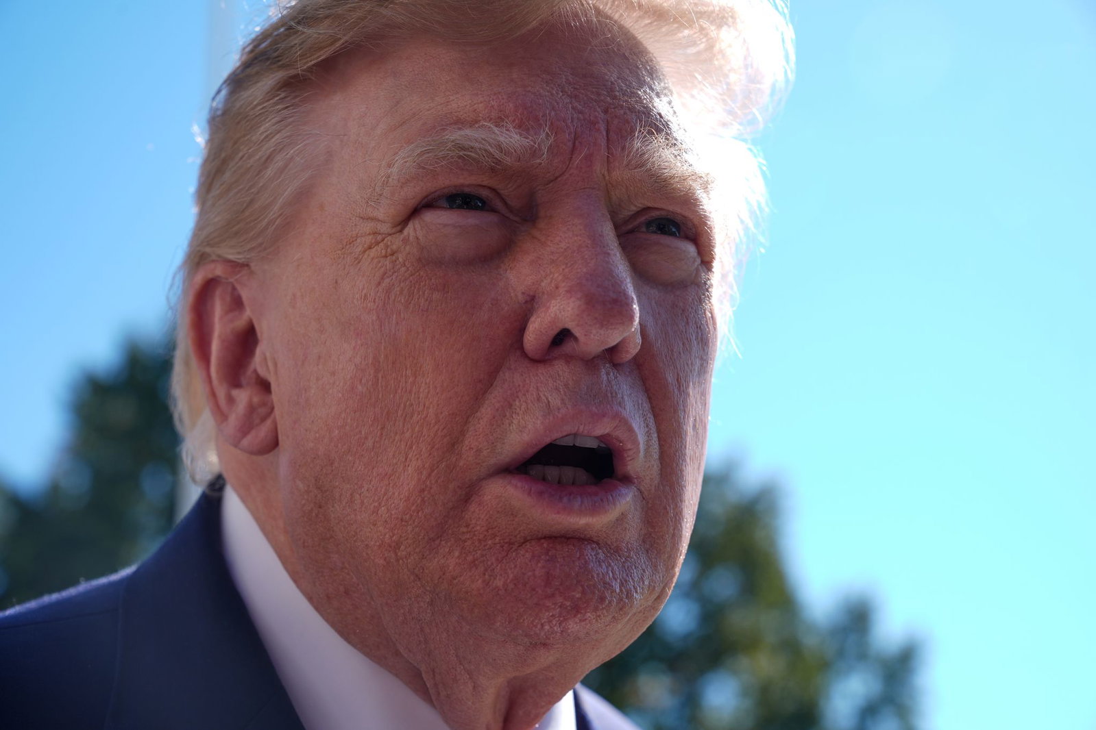 Trump richtet eine Warnung an die Huthi-Miliz.