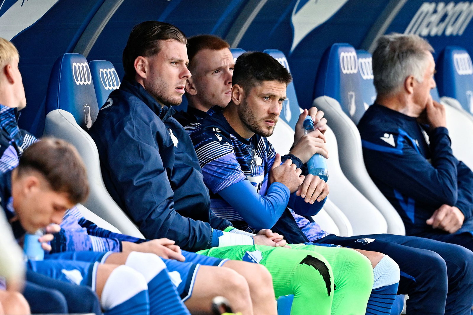 Stürmer-Star Andrej Kramaric (r.) muss um seinen Platz in der Stammelf kämpfen. (Archivbild)