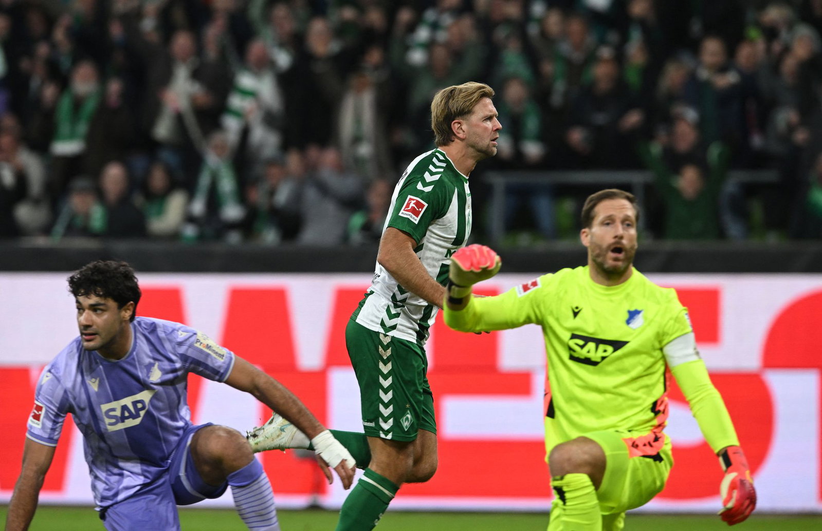 Niclas Füllkrug darf schon wieder jubeln. 