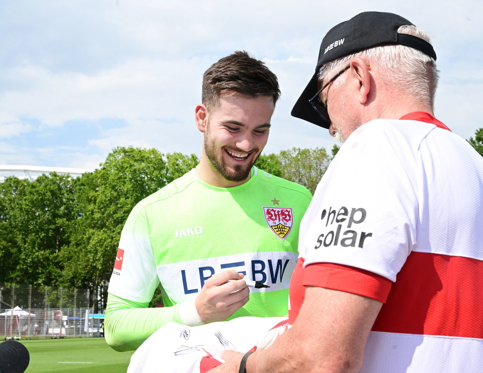Zurück im VfB-Tor: Eigengewächs Dennis Seimen. (Archivbild)