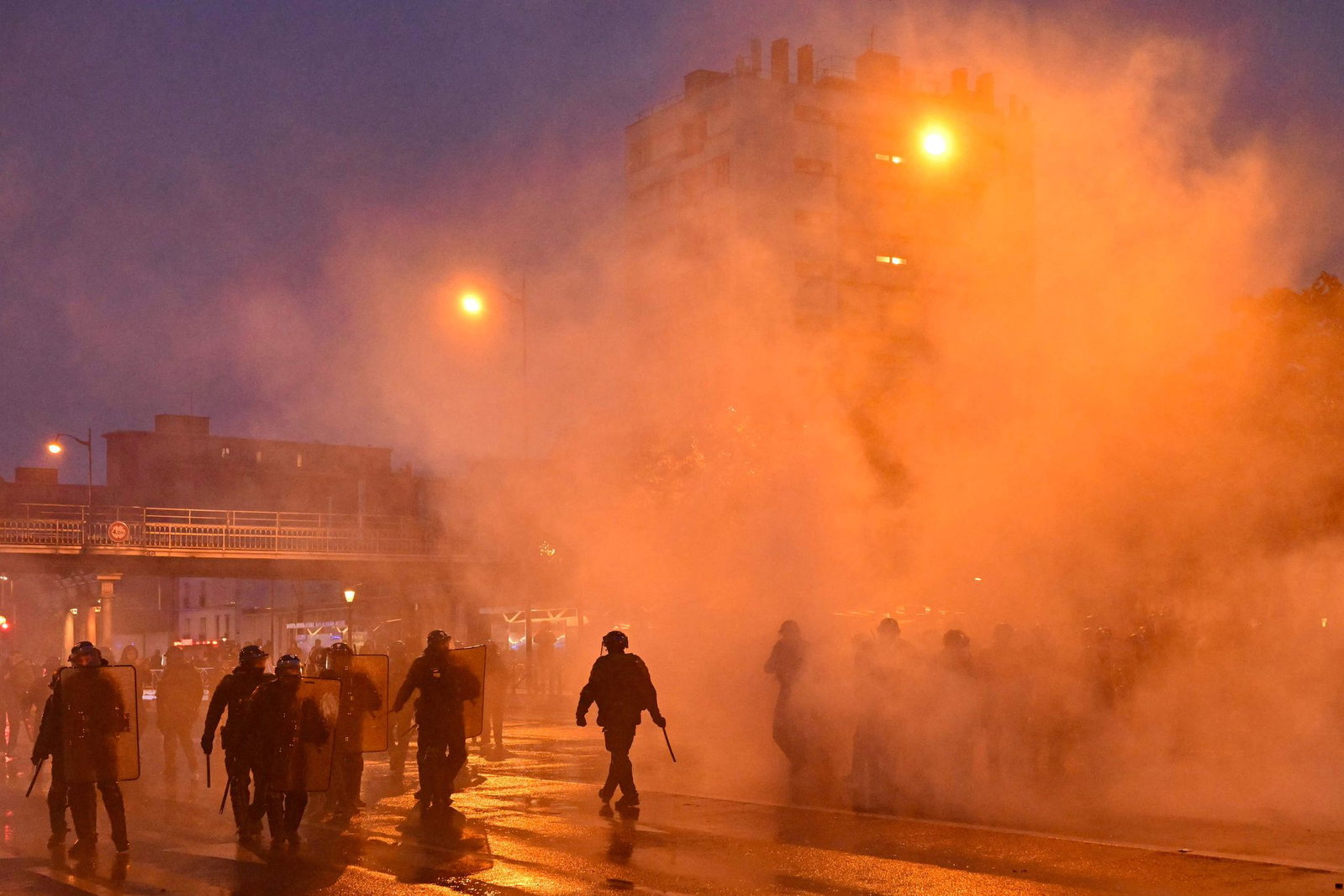 Die Proteste in Frankreich sind eine Inspiration für «Gen Z regelt», die Gruppierung distanziert sich aber von Gewalt (Archivbild).