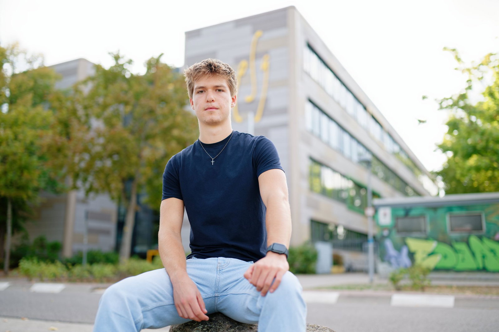 Elija Walk klagt, weil an seiner Schule so viel Unterricht ausfiel. (Archivbild)