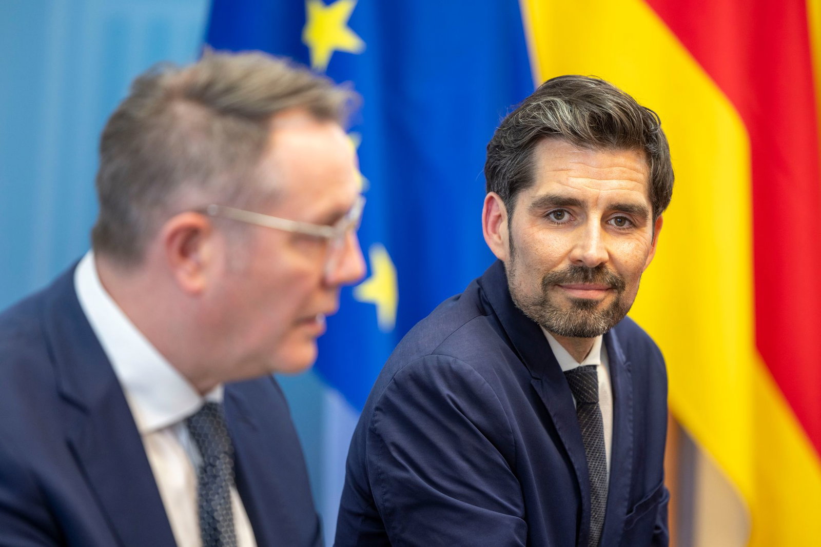 Sven Teuber will Minister für Kommunen, Bauen, Wohnen und Kultur bleiben. (Archivbild)