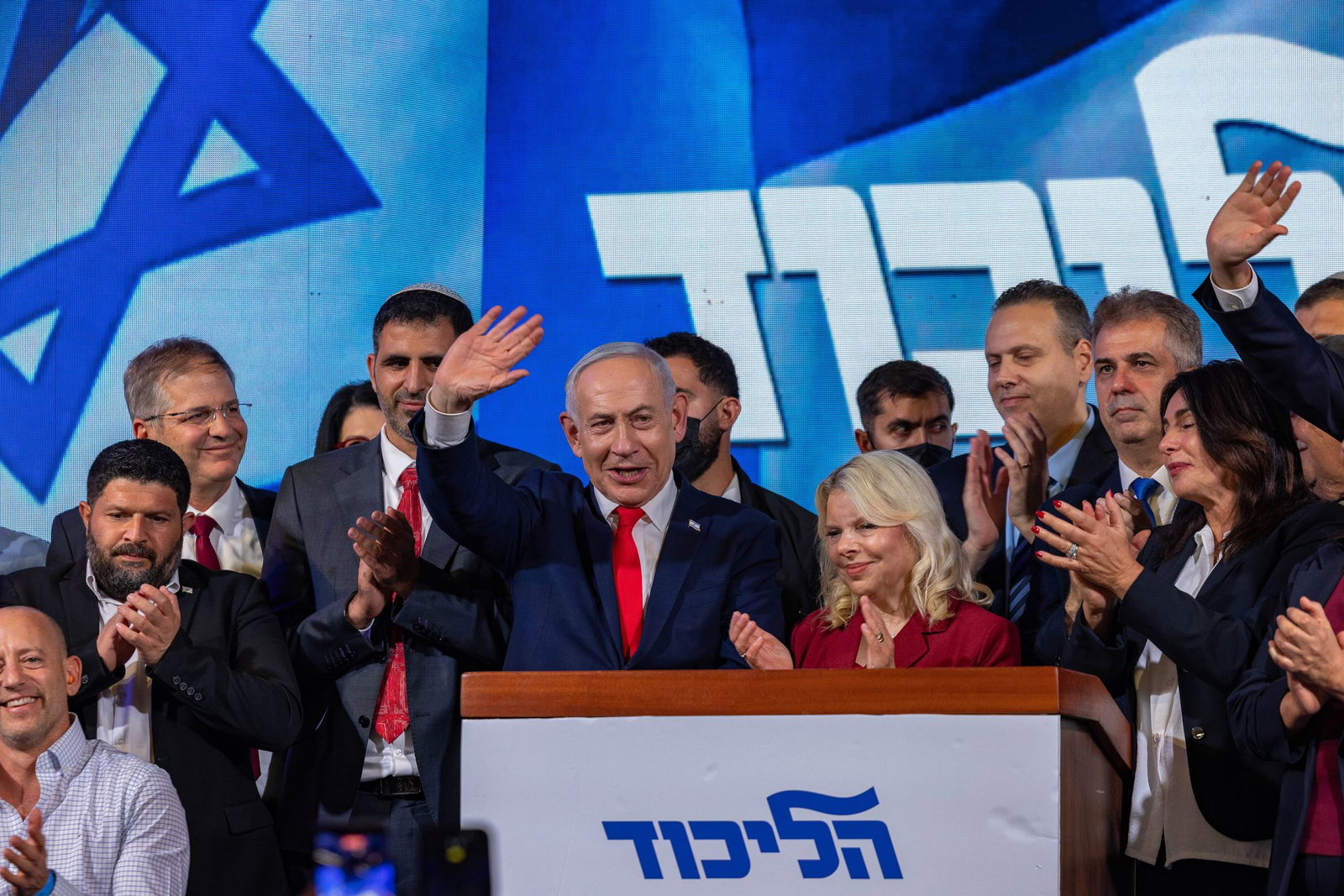 Der israelische Ministerpräsident Benjamin Netanjahu hat nach der Wahl in Israel zur Bildung einer starken rechtsgerichteten Regierung aufgerufen.