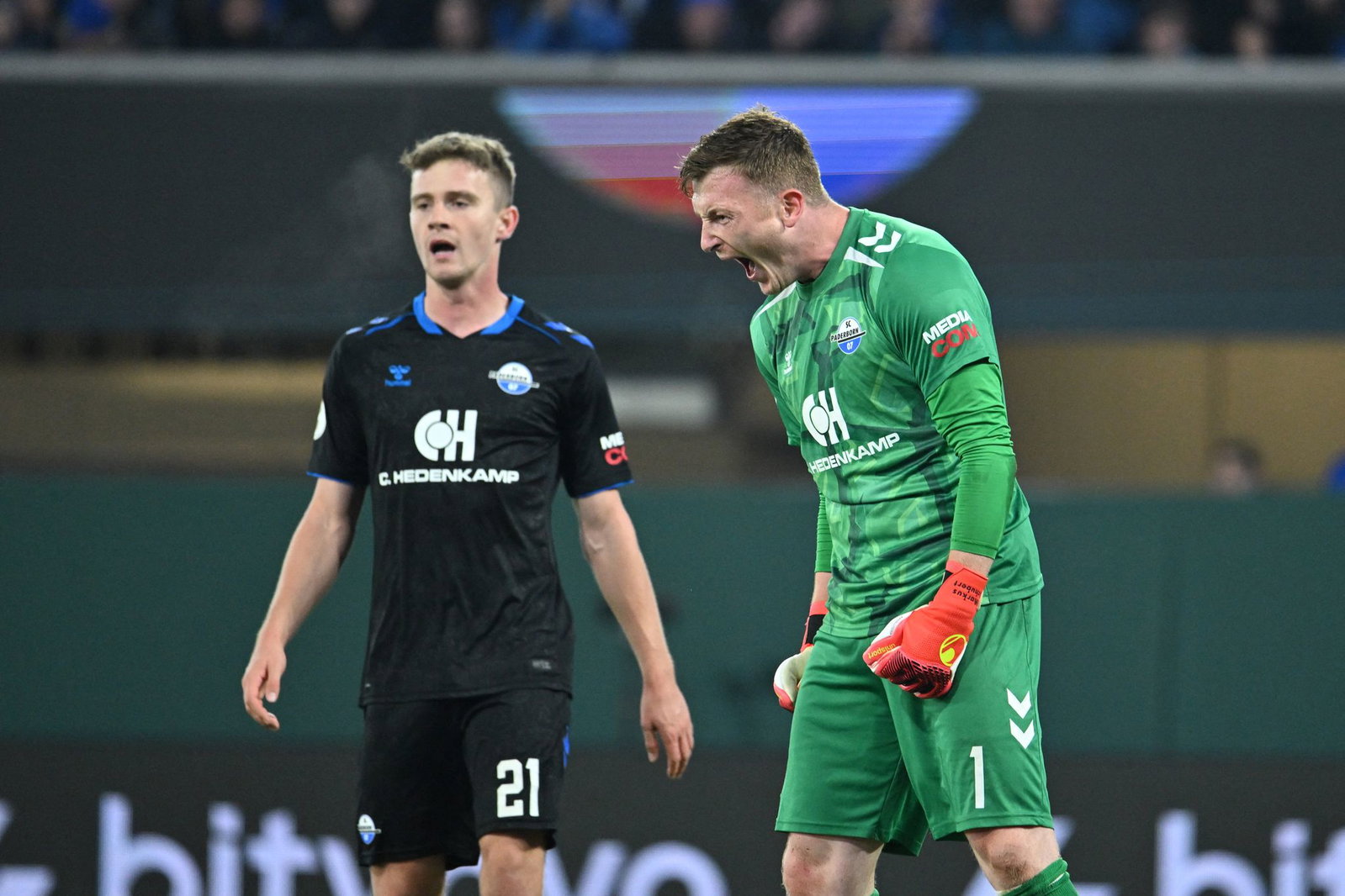 Torwart Markus Schubert hielt den SC Paderborn mit starken Paraden im Spiel.