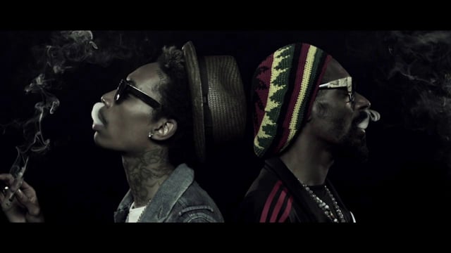 Snoop Dogg ft. Wiz Khalifa - "French Inhale"