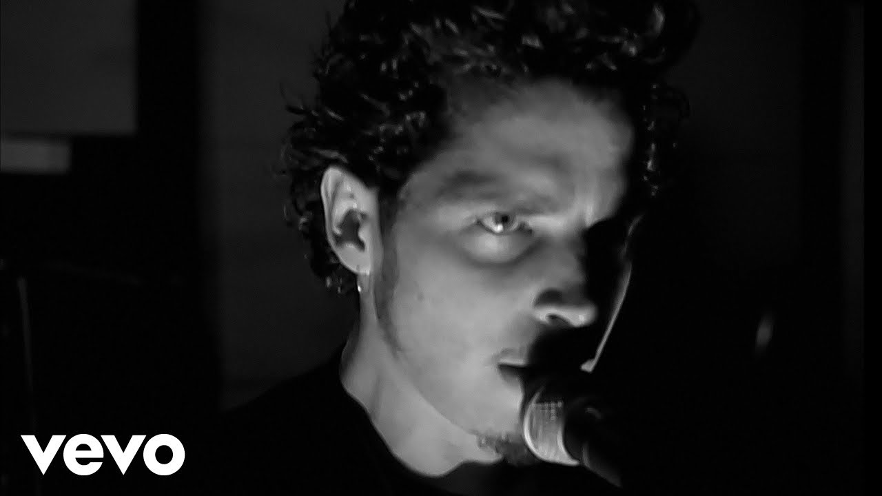 Soundgarden - Fell On Black Days (Official Music Video)