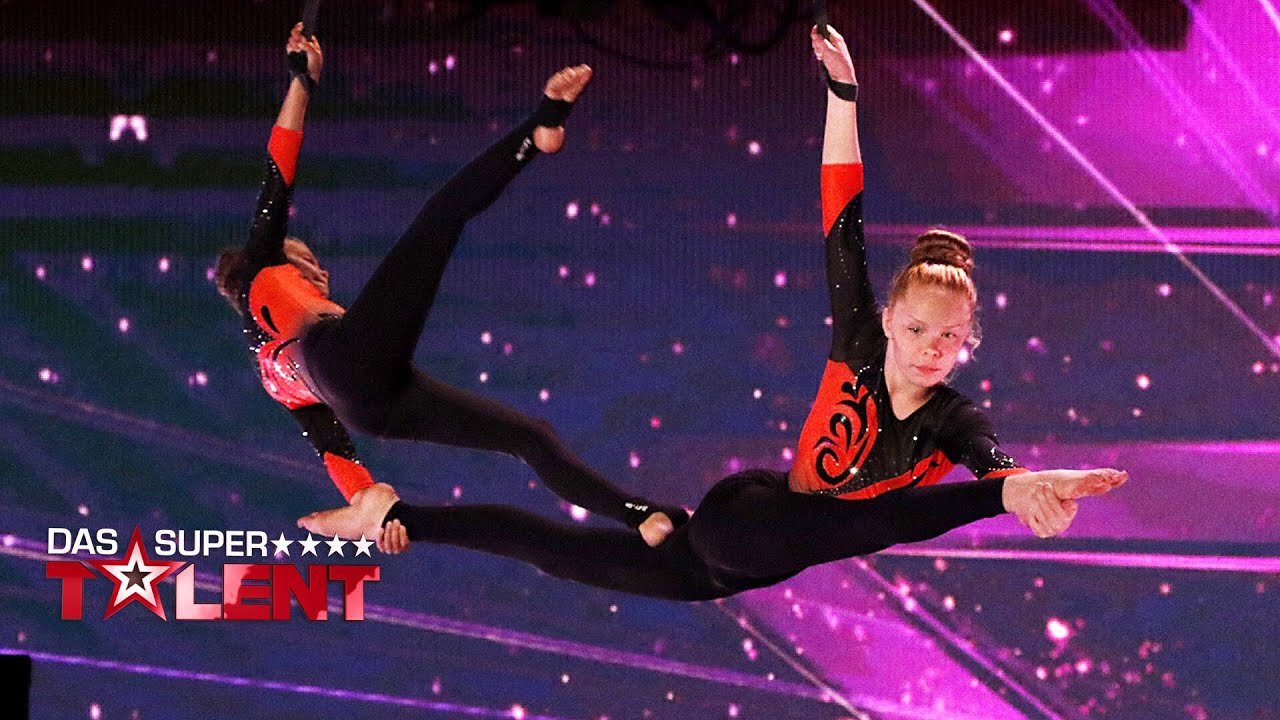 WOW! Josefine und Teresa setzen zum Höhenflug an! | Das Supertalent 2018 | Sendung vom 29.09.2018