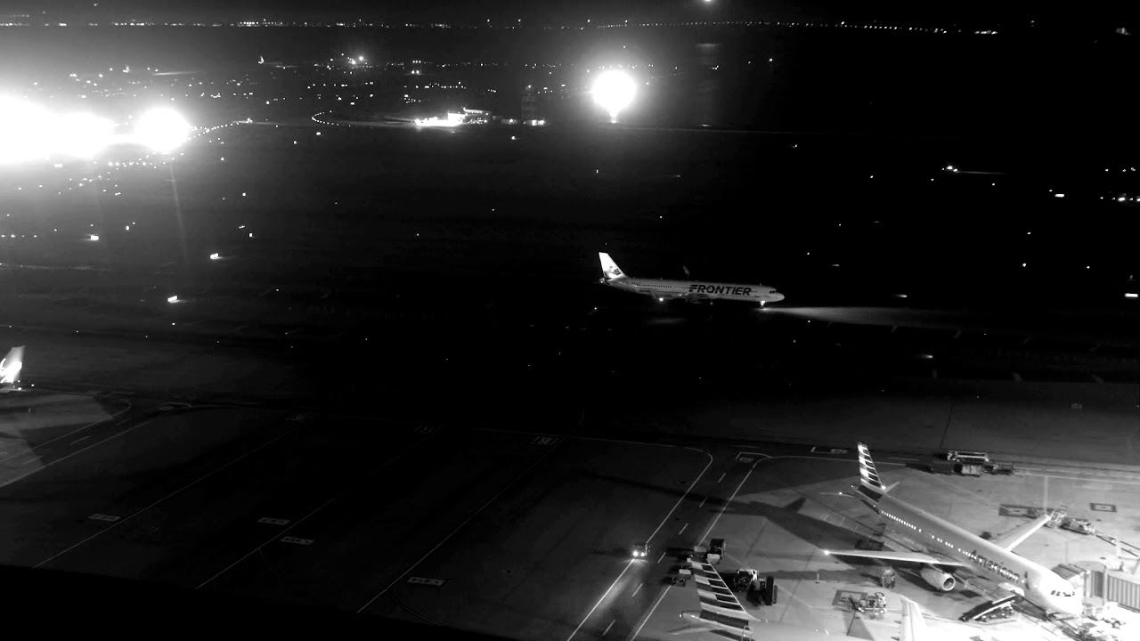 Air Canada taxiway overflight video