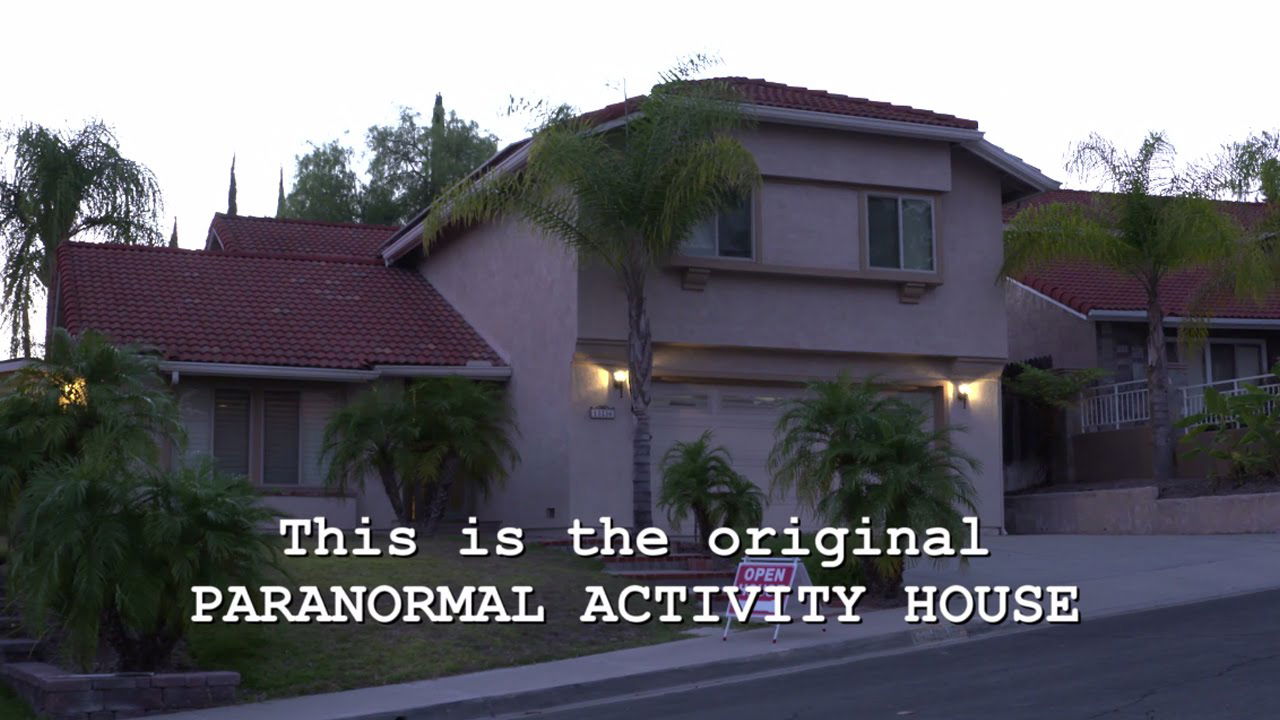 Paranormal Activity: The Ghost Dimension (2015) - Haunted Open House Prank - Paramount Pictures