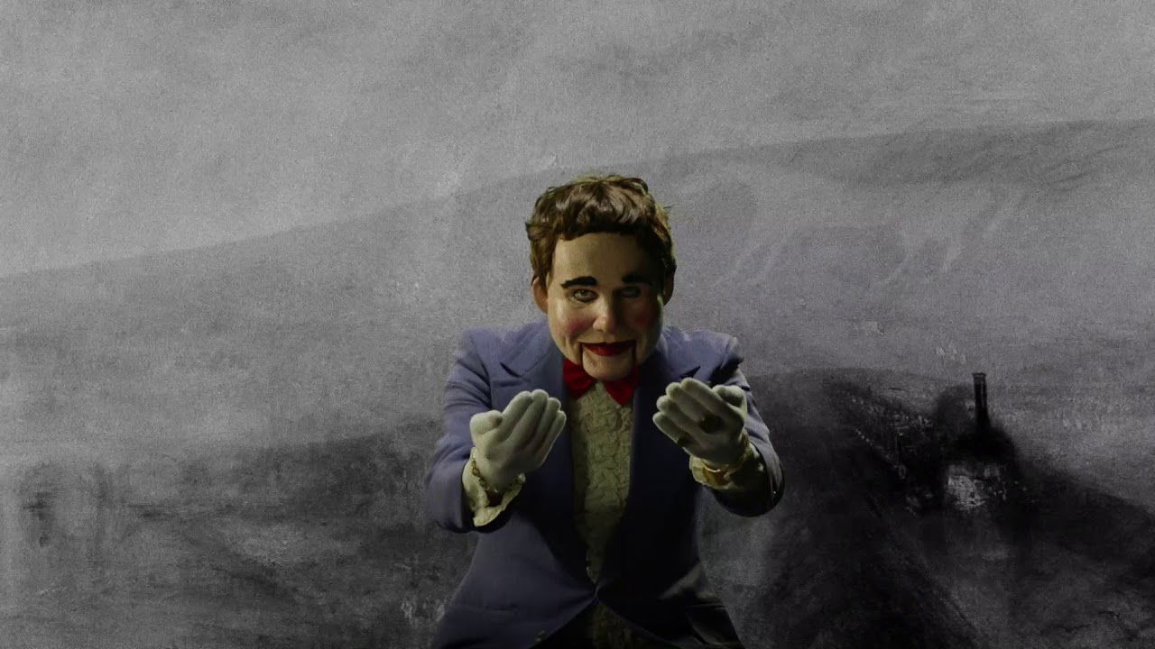 The Good, The Bad & The Queen - Merrie Land (Official)