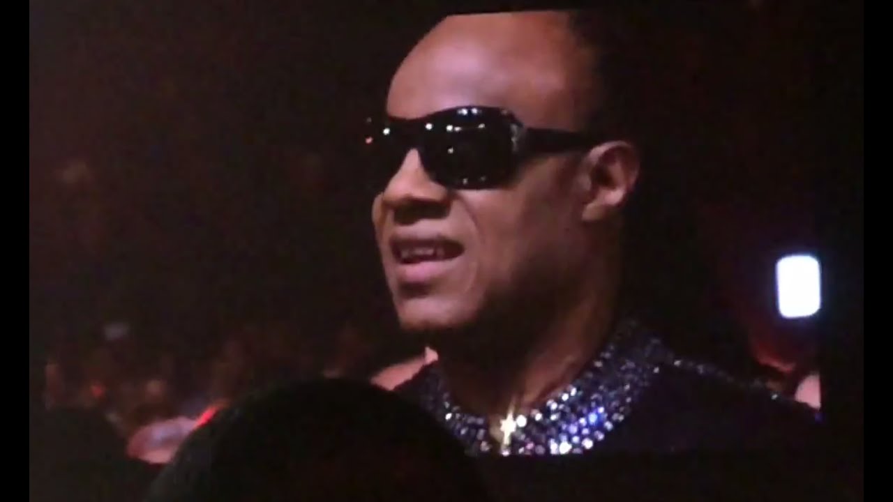 Beyoncé and Ed Sheeran @ Stevie Wonder Grammy Tribute! 2/10