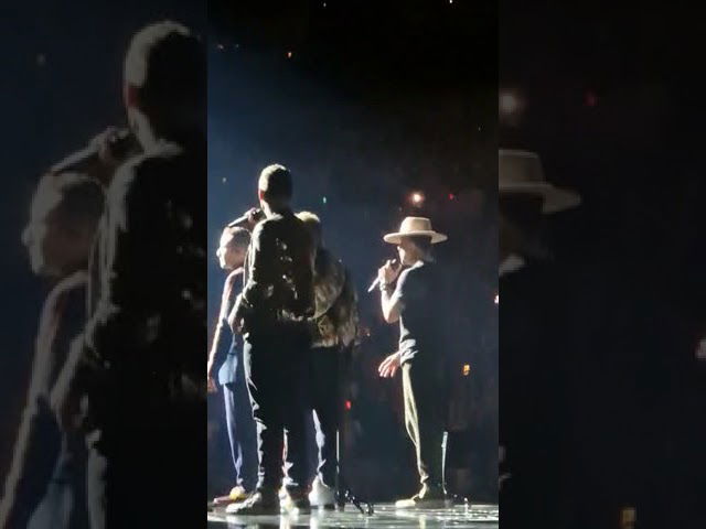 Nick Carter tribute to his brother Aaron Carter who sadly died yesterday 😢 #nickcarter #AaronCarter