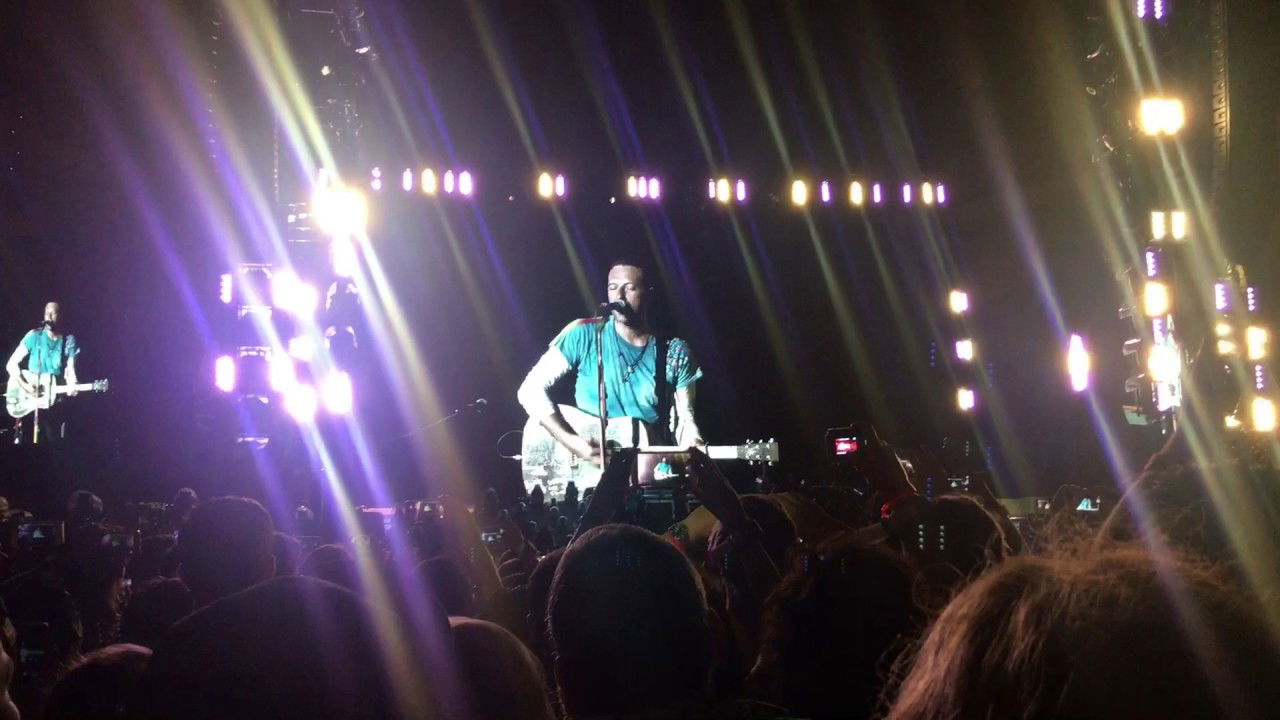 Coldplay - Christmas With The Kangaroos / Sydney, Australia