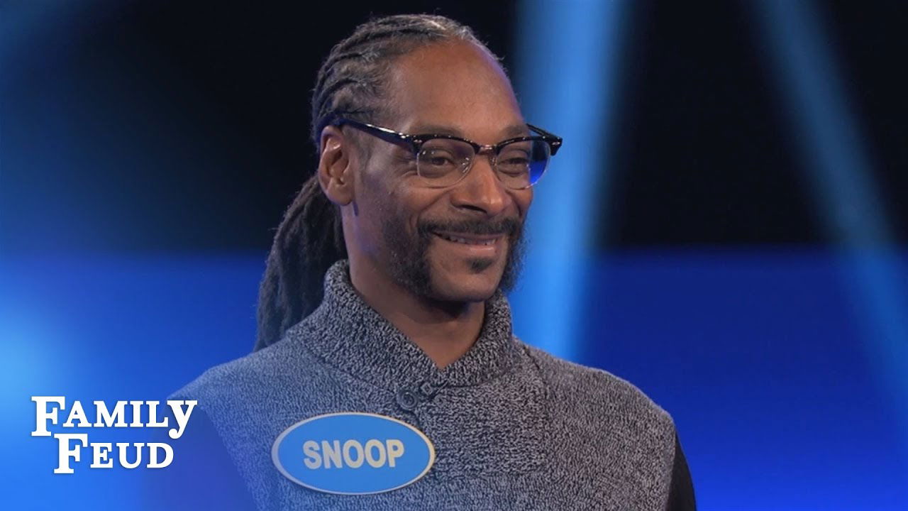 Snoop Dogg's CRAZY Fast Money! | Celebrity Family Feud | OUTTAKE