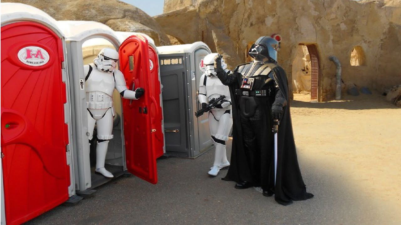 Toilet 2016 STAR WARS PRANK !! Stormtroopers attack !