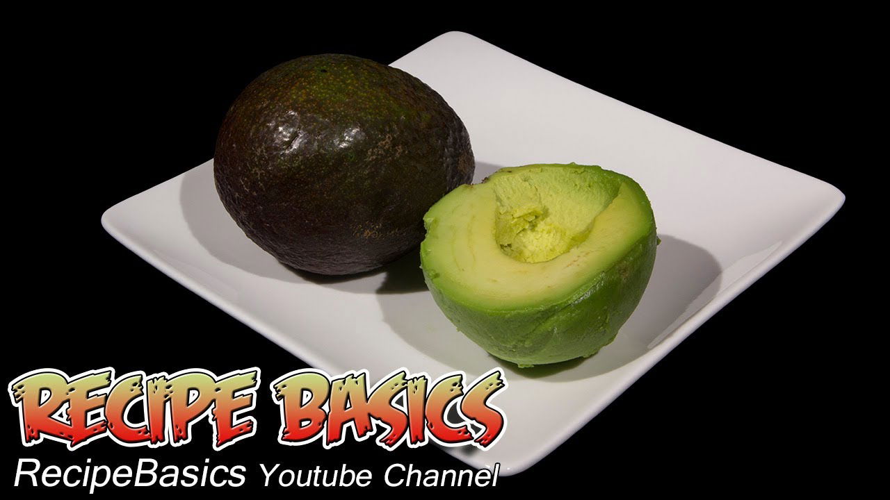 How To Open An Avocado - Quick Tip !