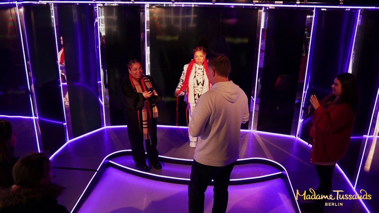 Zoe Wees enthüllt ihre Wachsfigur im Madame Tussauds Berlin!