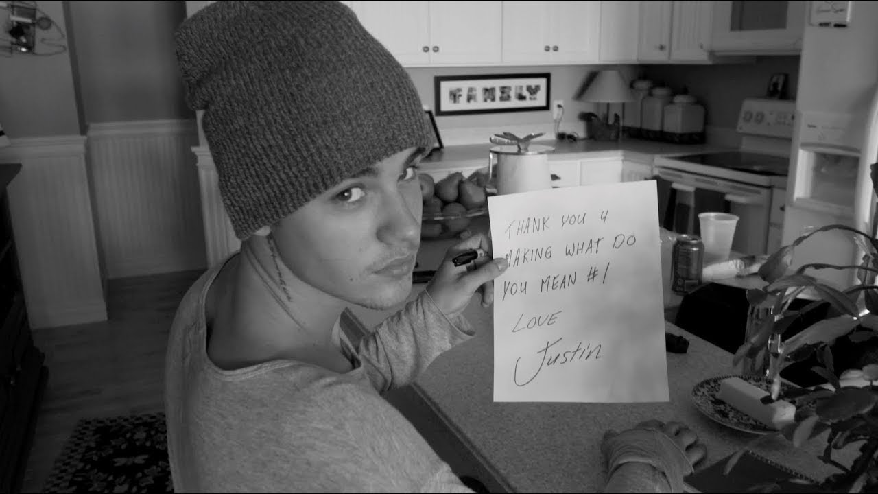 Justin Bieber - "What Do You Mean? (Acoustic)"