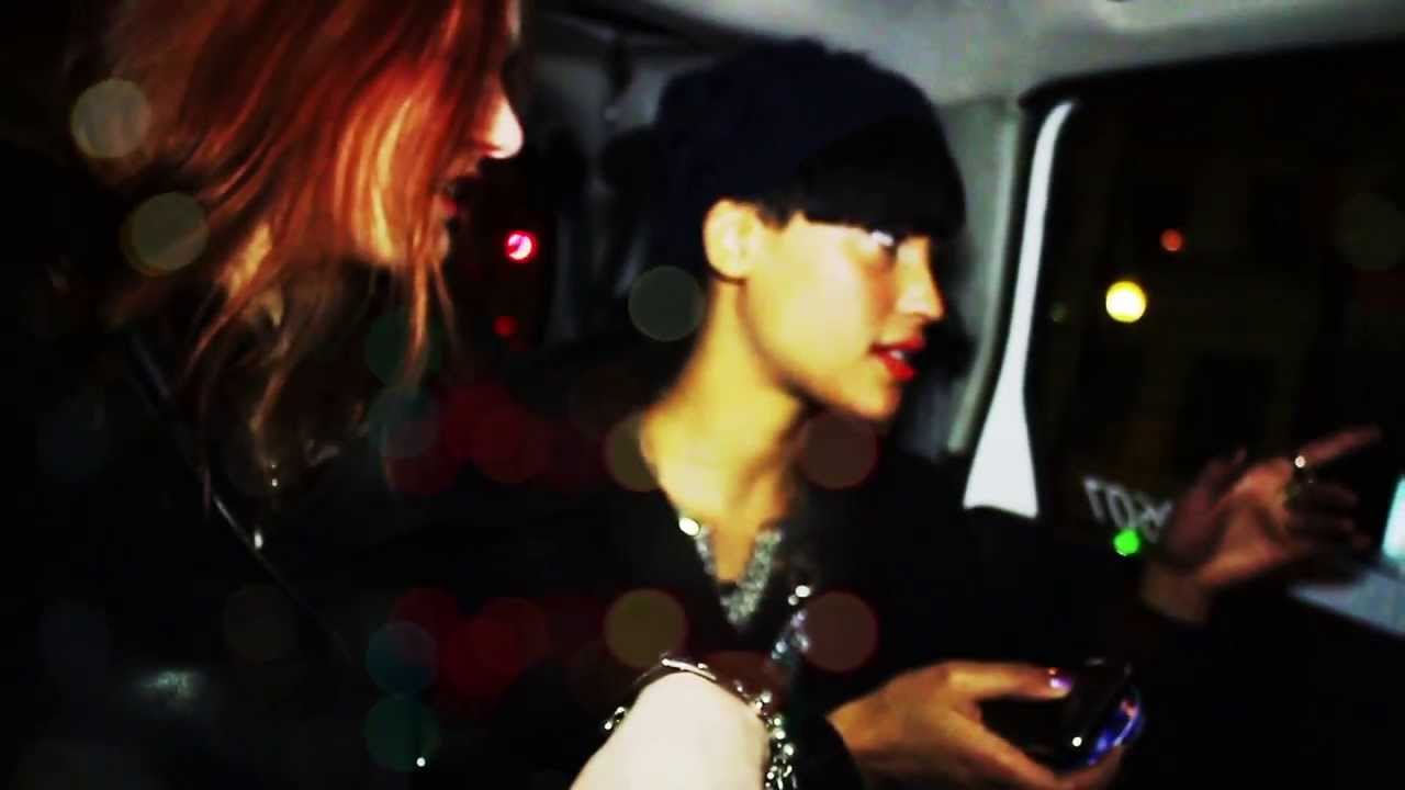 Icona Pop - I Love It (feat. Charli XCX) [OFFICIAL VIDEO]