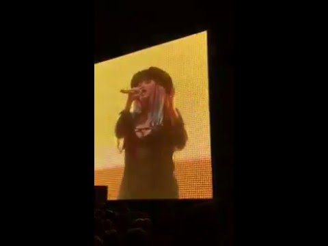 Kesha Performs "True Colors" Live with Zedd at Coachella Music Festival 2016