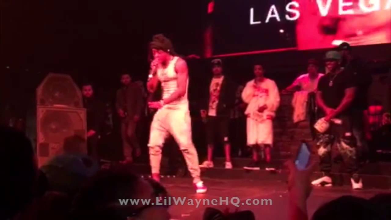 Lil Wayne Performs All Of His "Back To Back" Freestyle 