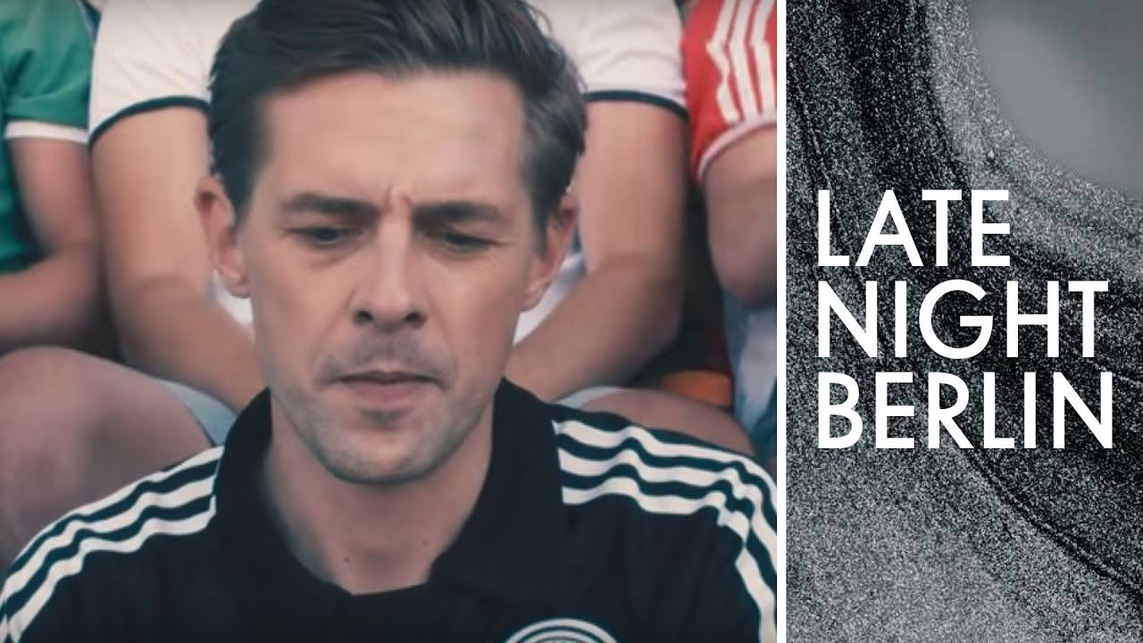 Klaas’ Fußballsong (Ich schau Fußball an) - WM 2018 - Klaas Heufer-Umlauf feat. GLORIA