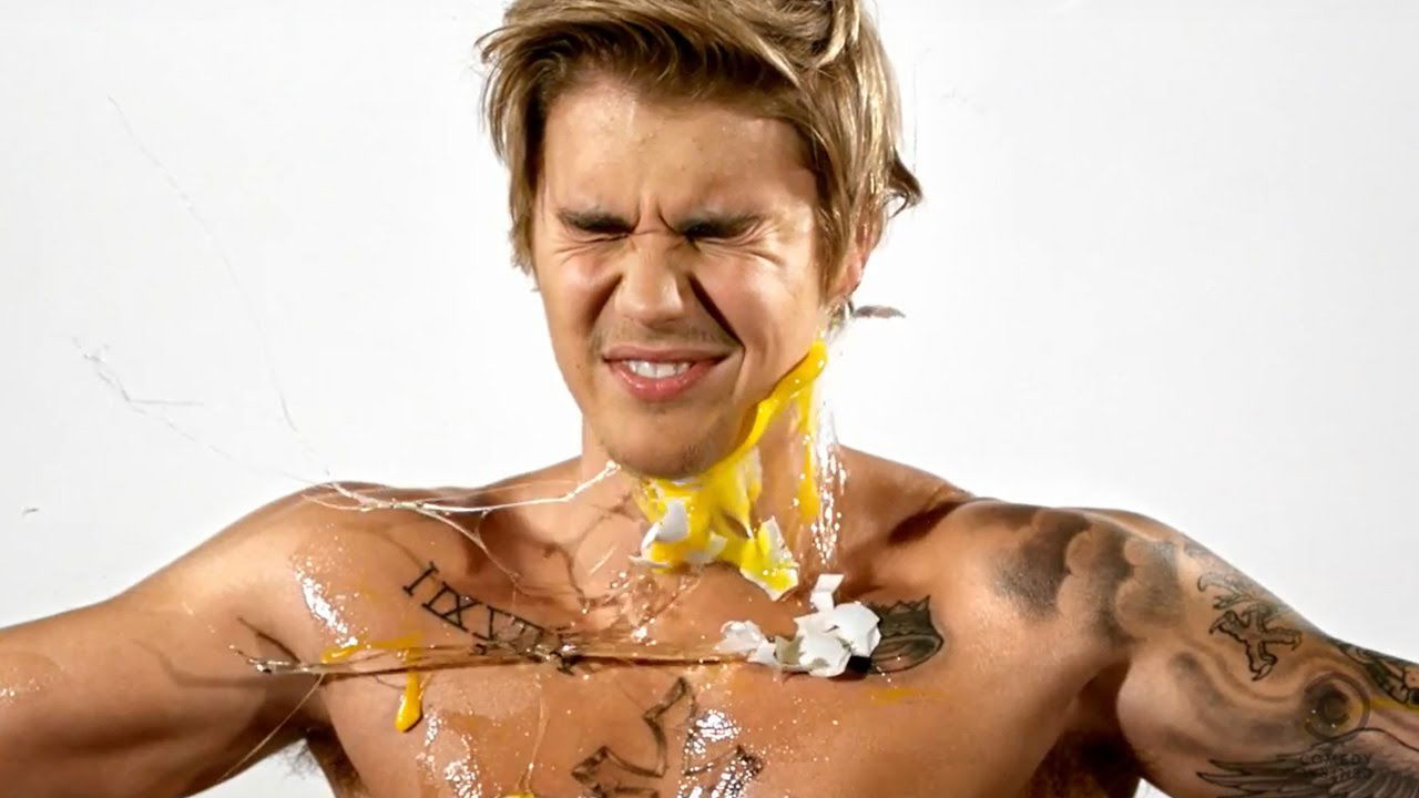 Justin Bieber Gets Egged: Comedy Central Roast Promo Video