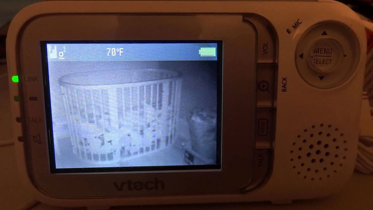 Toddler sings Star Wars Imperial March