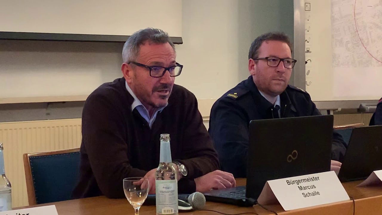 Pressekonferenz nach Fliegerbomben-Fund in Germersheim