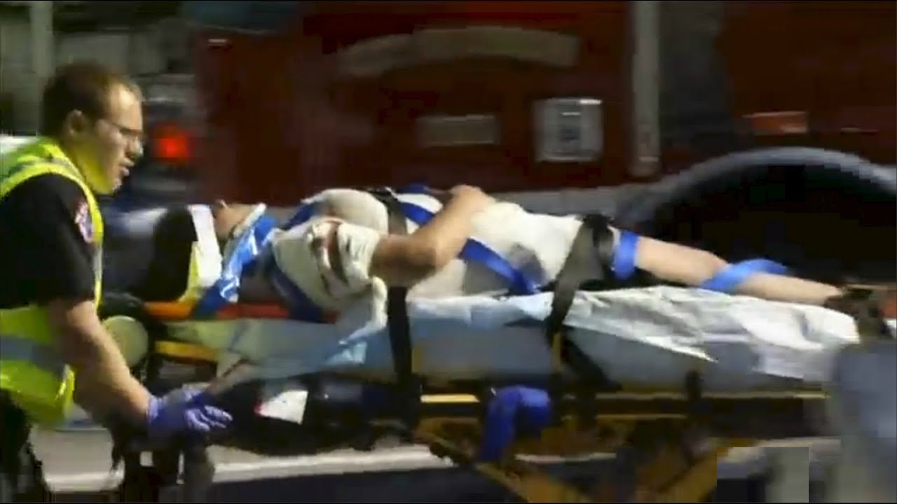 San Bernardino shooting: police search for 3 suspects, as many as 14 killed