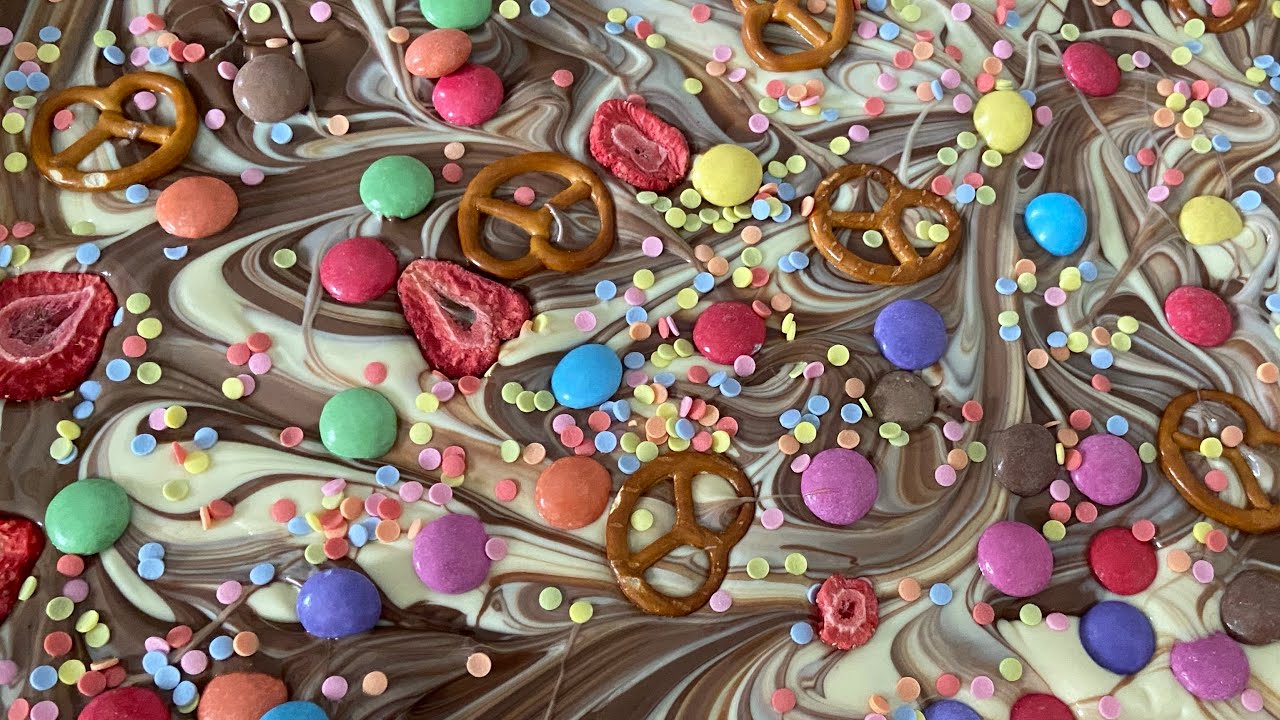 Bruchschokolade selber machen - einfache und leckere Geschenkidee - DIY Schokolade - Kochnoob