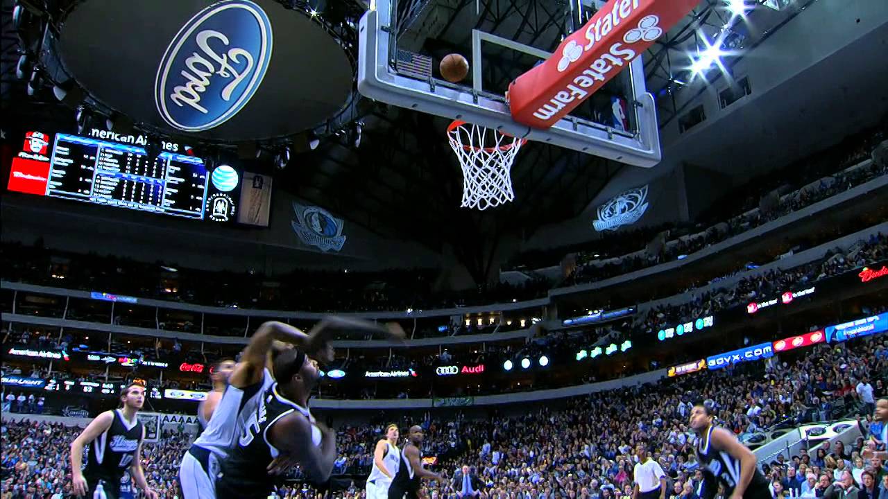 Nowitzki Passes Olajuwon for 9th Place on the All-Time Scoring List