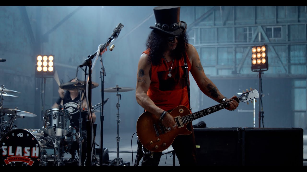 Slash ft. Myles Kennedy and The Conspirators - The River Is Rising (Official Music Video)