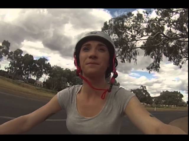 Amber and Billo's - Amber vs the Magpie - The Eyes Don't Work