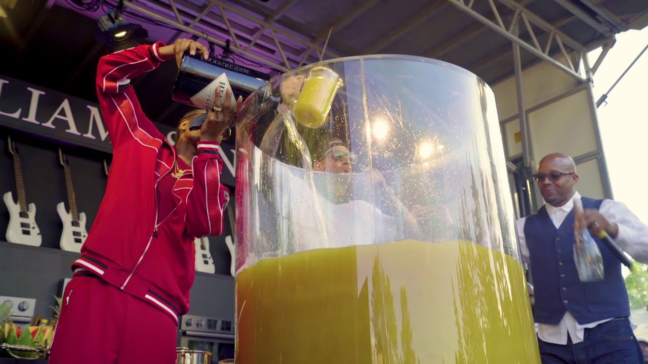 Watch Snoop Help Make the Biggest Drink Ever at BottleRock