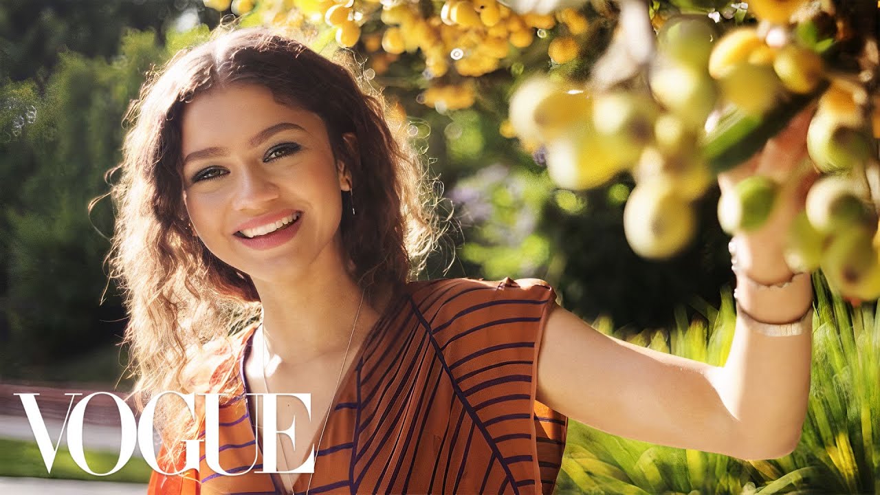 73 Questions With Zendaya | Vogue