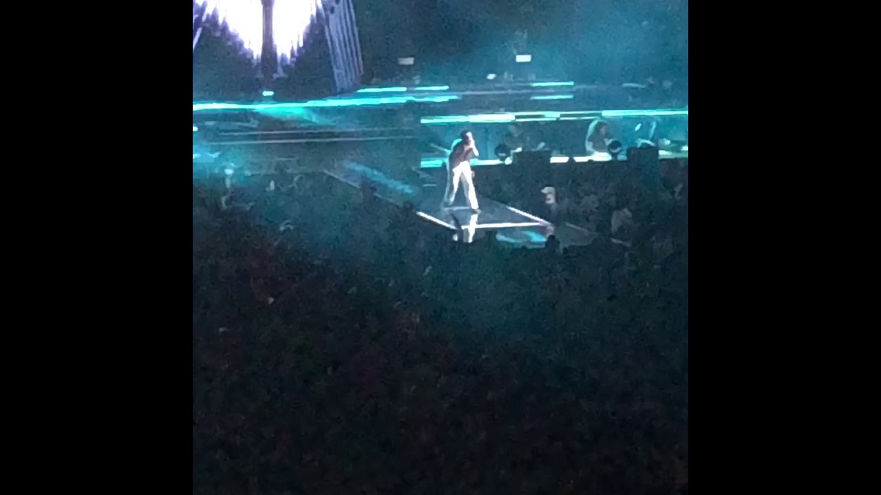 Childish Gambino "RIOT" / Mac Miller / Live @ United Center Chicago *all the feels* 🖤🖤